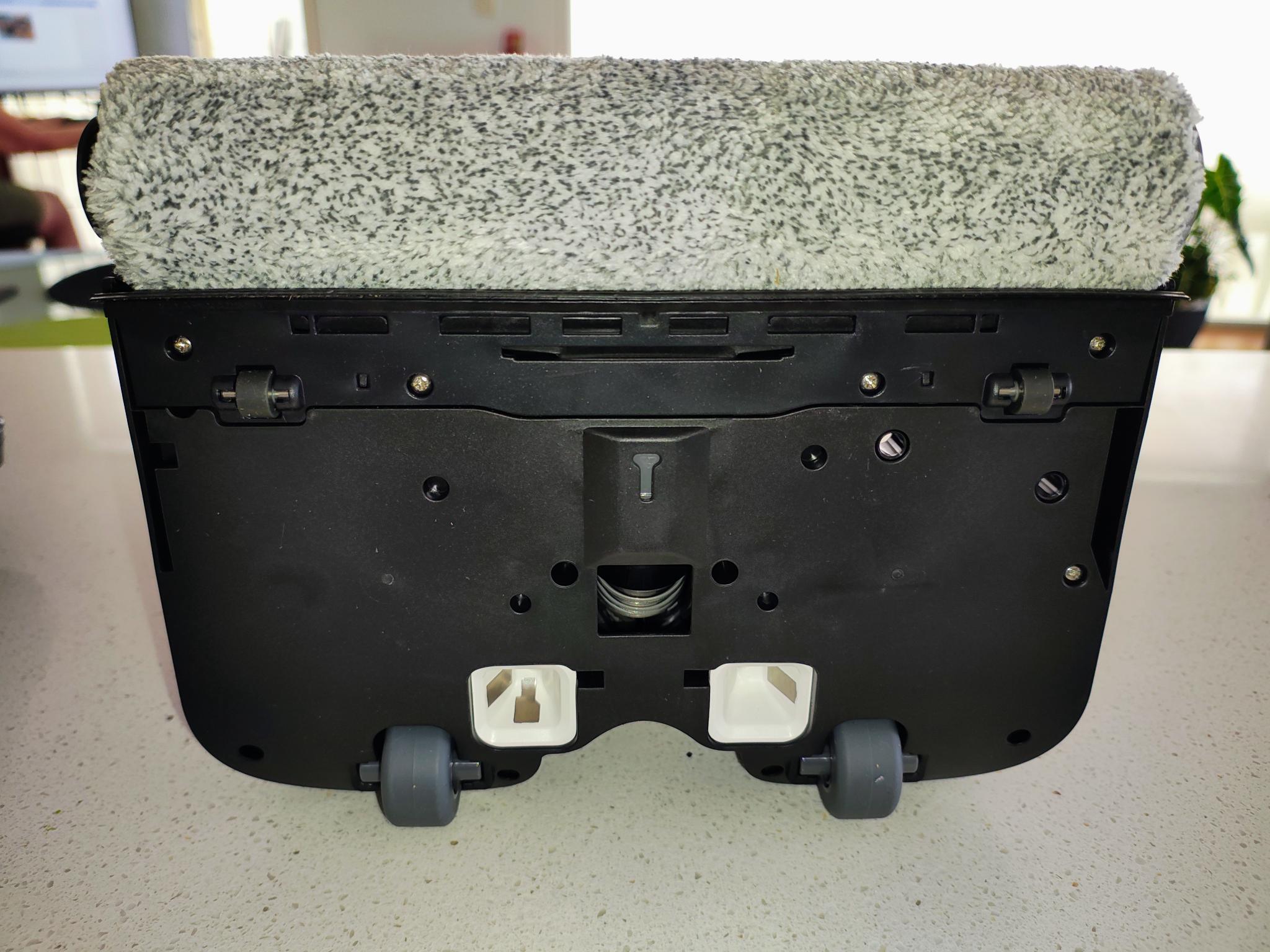 The S7 Stretch FW060800AU and its S7 Stretch Steam version SW13060EAU are good value and, in many respects, clean as well as their S9 Artist counterparts.