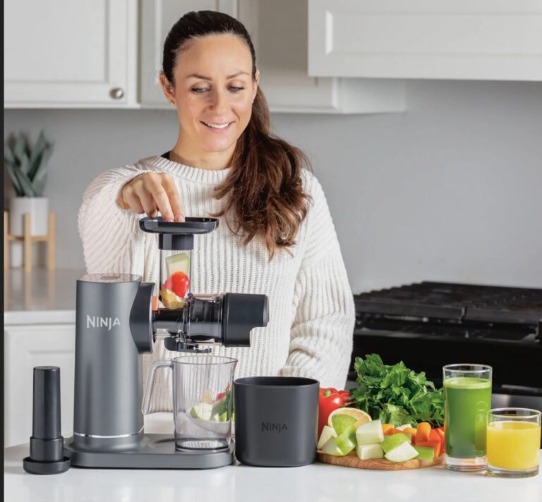 Ninja NeverClog Cold Press Juicer – juice this morning is bought to you by Ninja (cooking review)