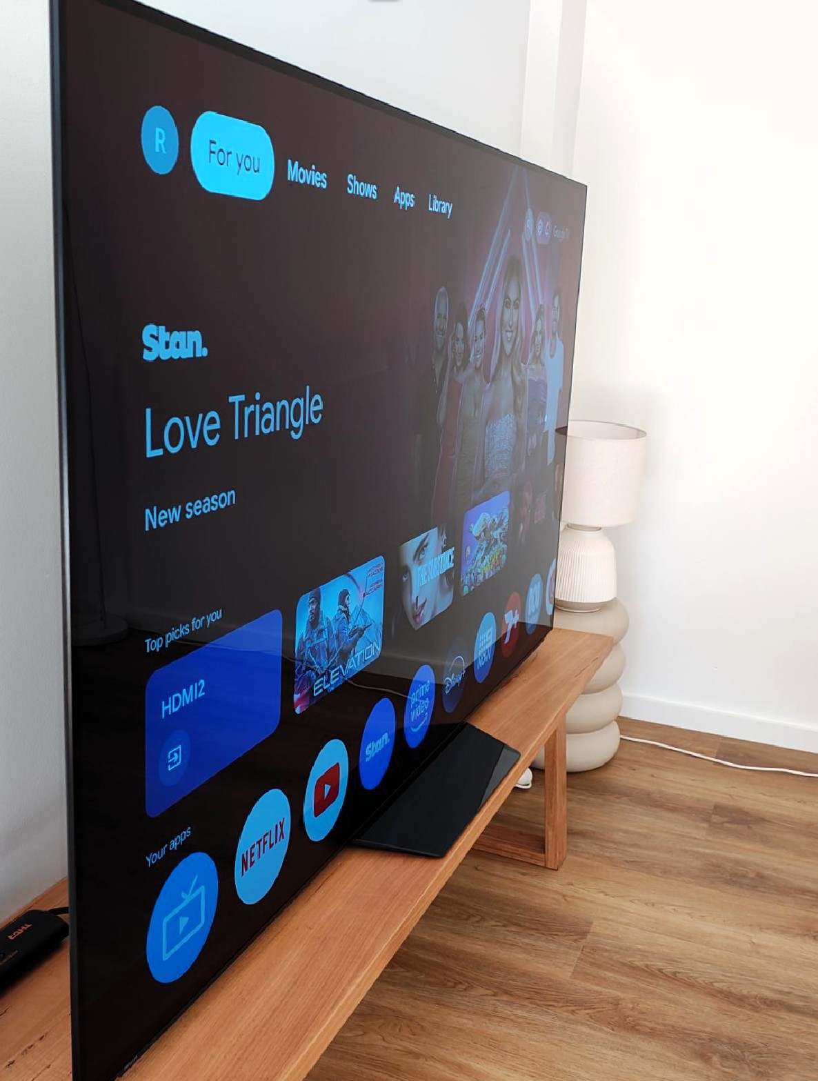 Philips 77” OLED 720