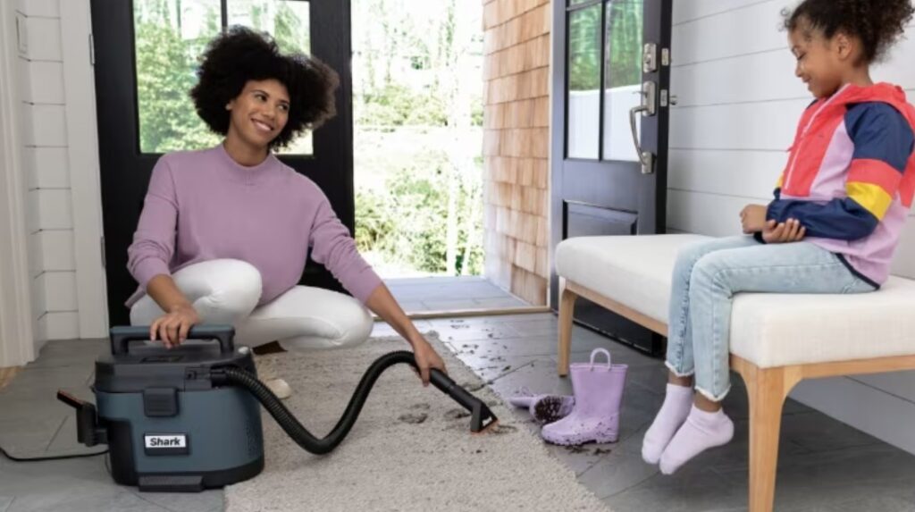 Shark MESSMASTER wet/dry vacuum